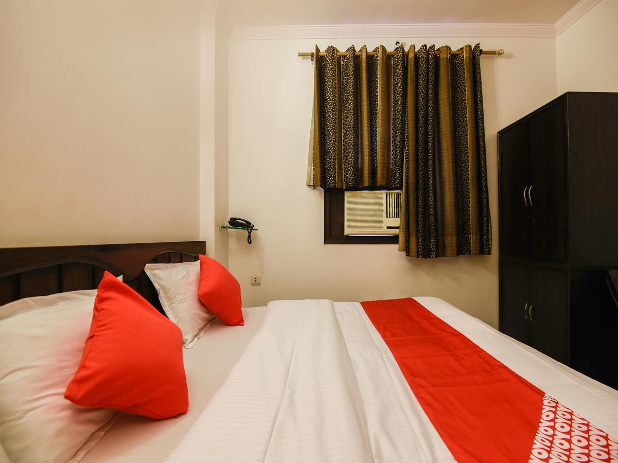 Hotel Amrit Villa Delhi  Extérieur photo